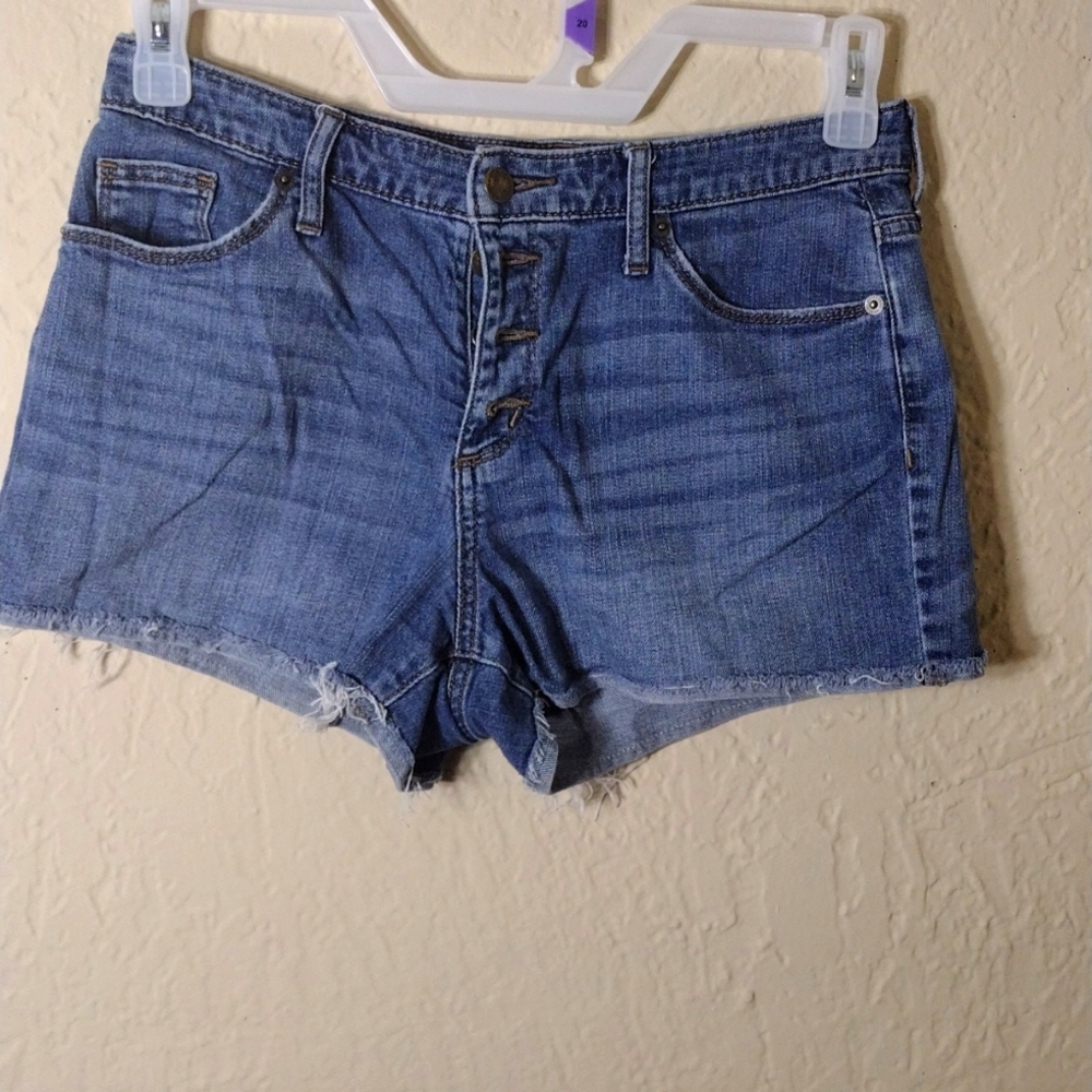 Bum short